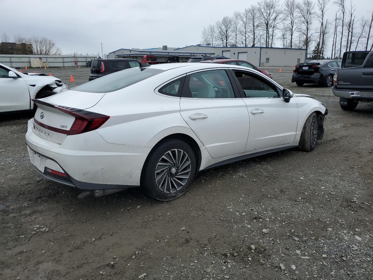 2021 Hyundai Sonata - Image 3