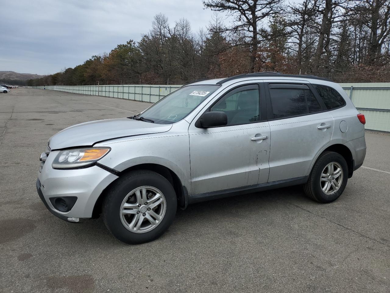 2012 Hyundai Santa Fe - Image 1