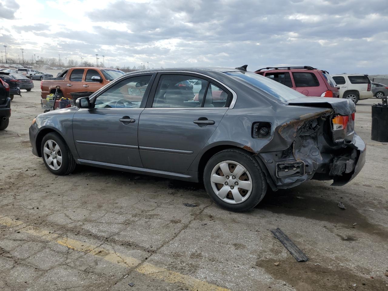 2010 Kia Optima - Image 2