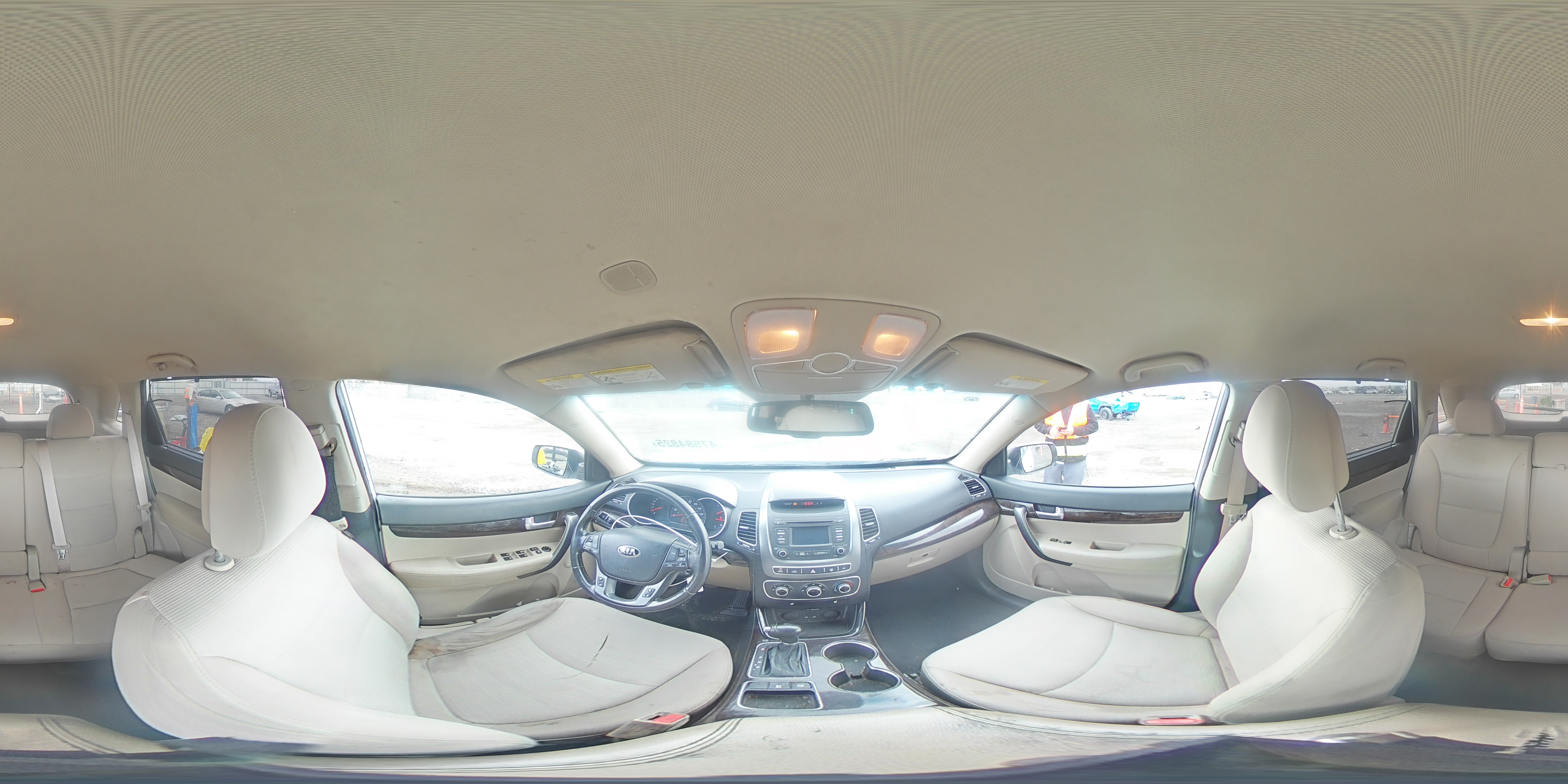 2014 Kia Sorento - Image 13