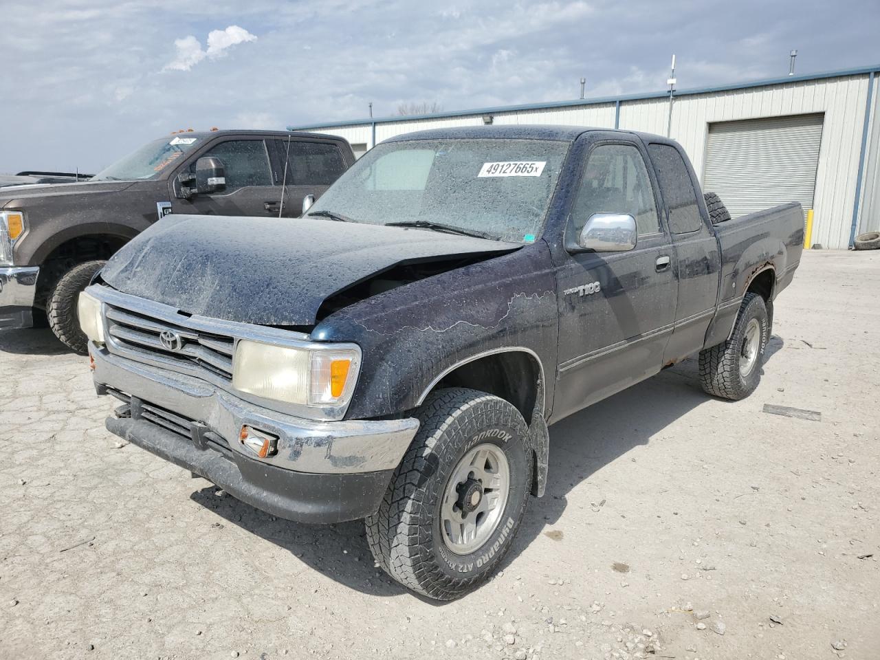 1996 Toyota T100 Xtracab Sr5 for Sale in Kansas City, KS - Front End