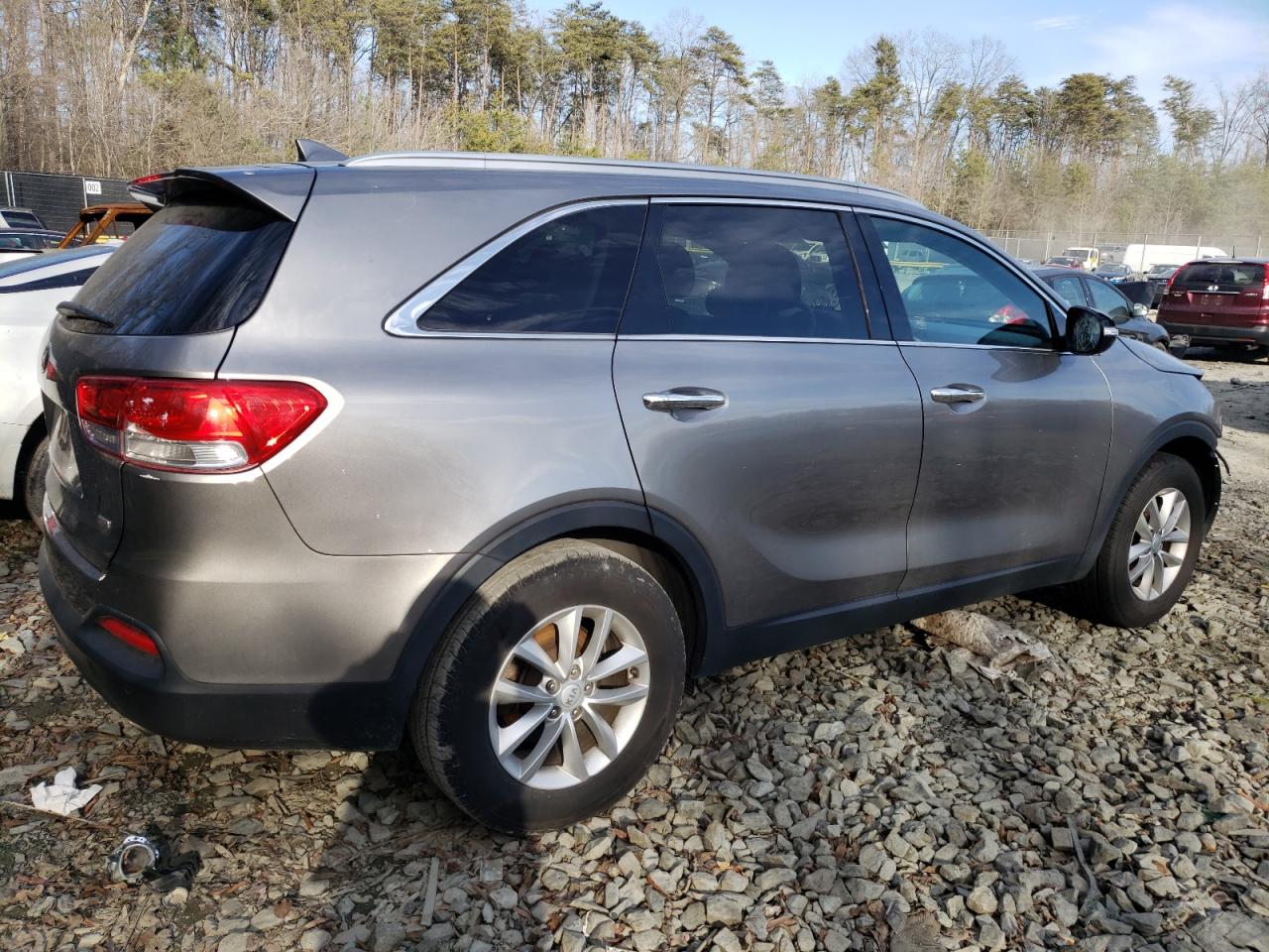 2017 Kia Sorento - Image 3