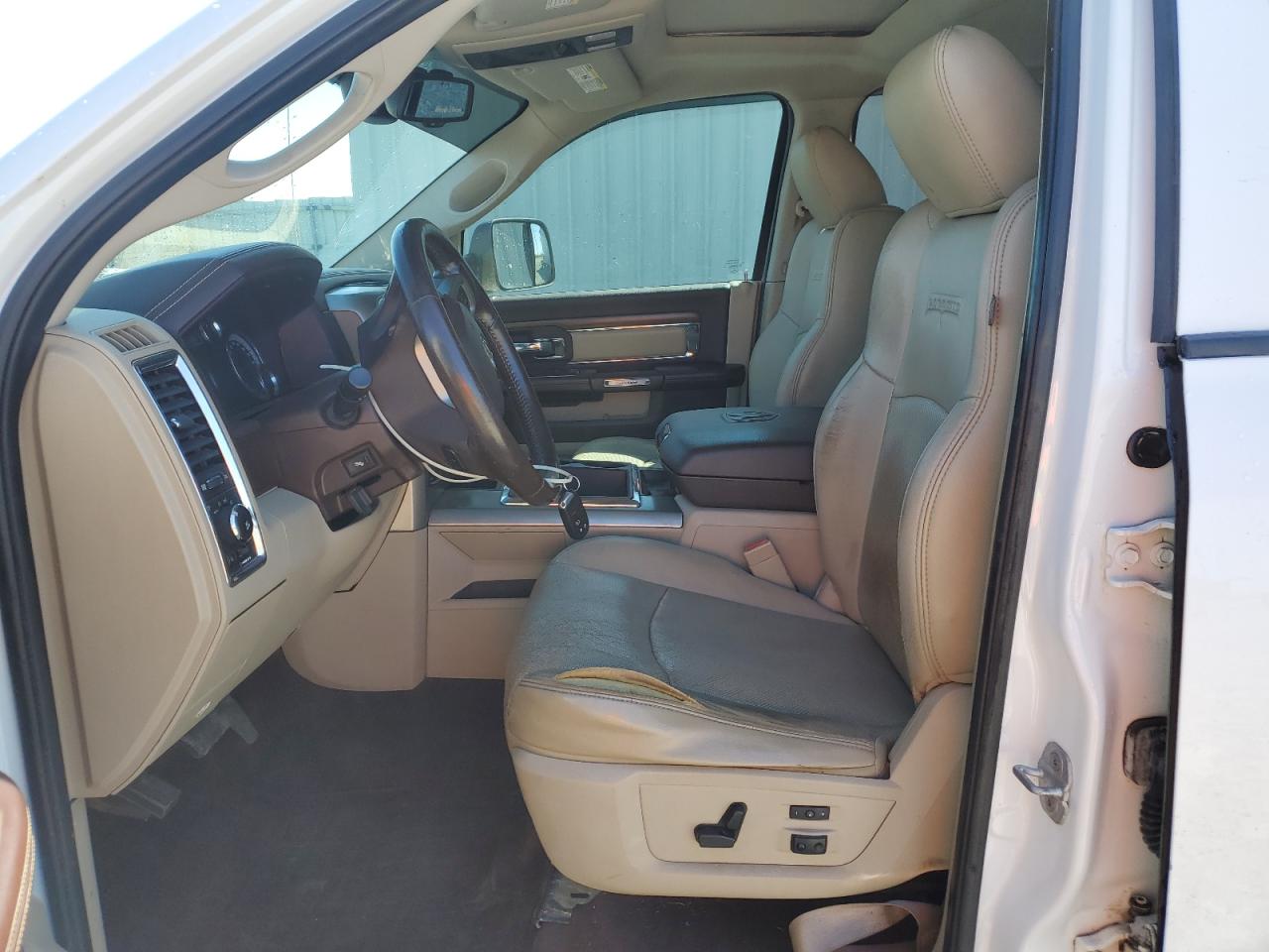 2013 RAM 1500 - Image 7