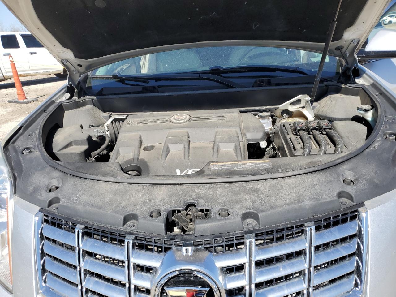 2016 Cadillac SRX - Image 12