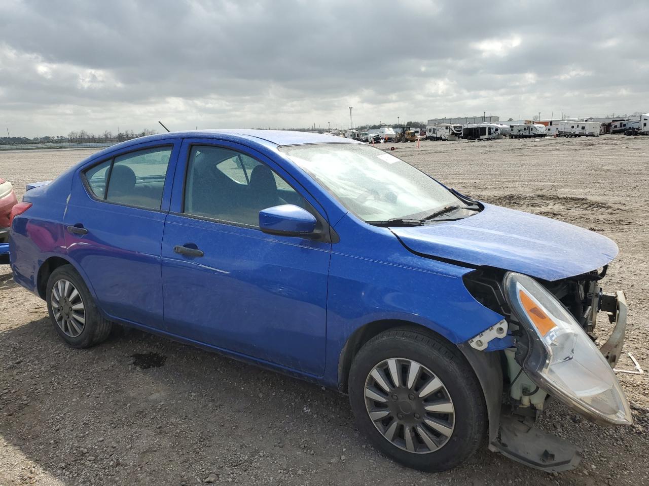 2017 Nissan Versa - Image 4
