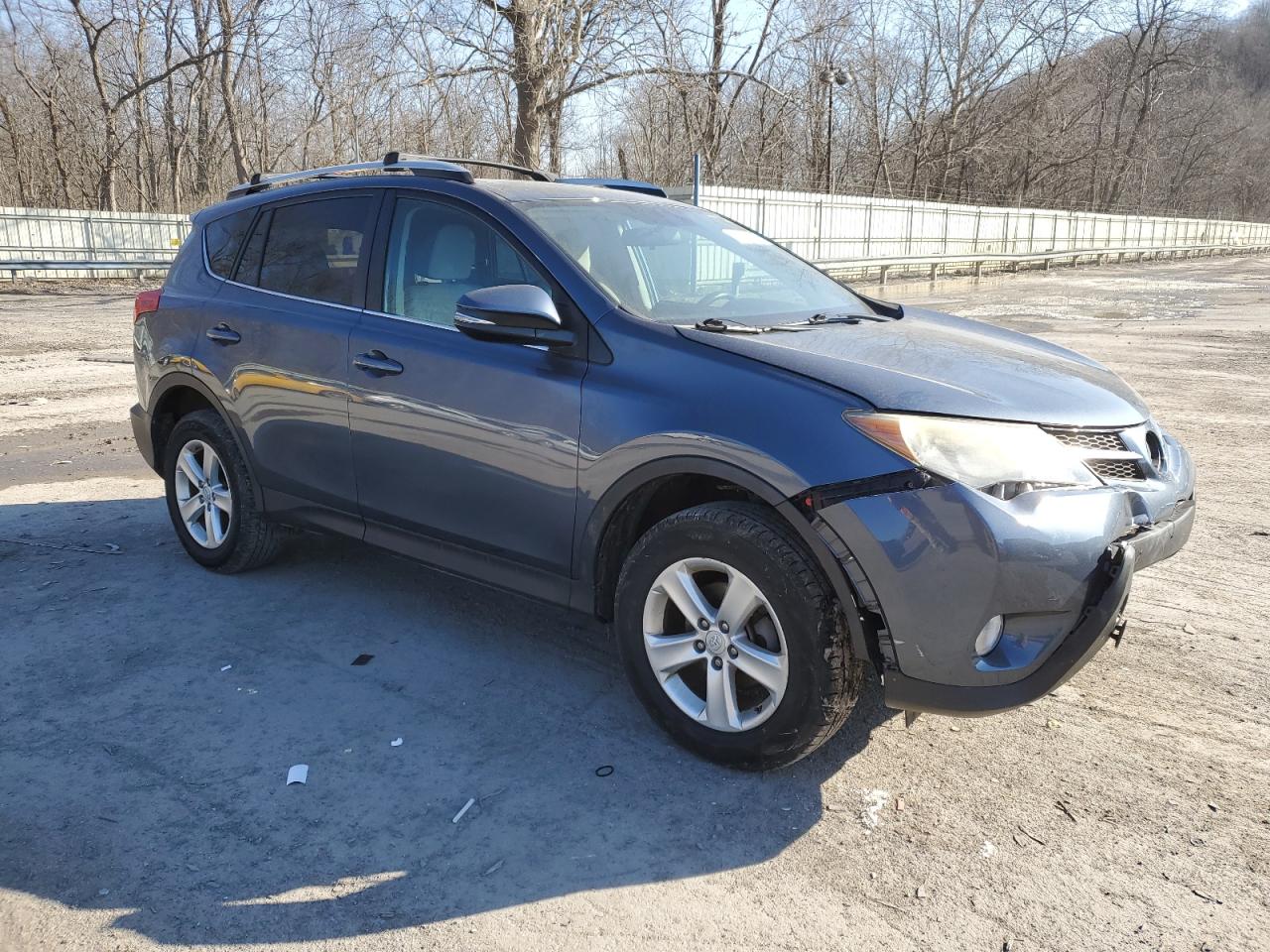 2014 Toyota RAV 4 - Image 4