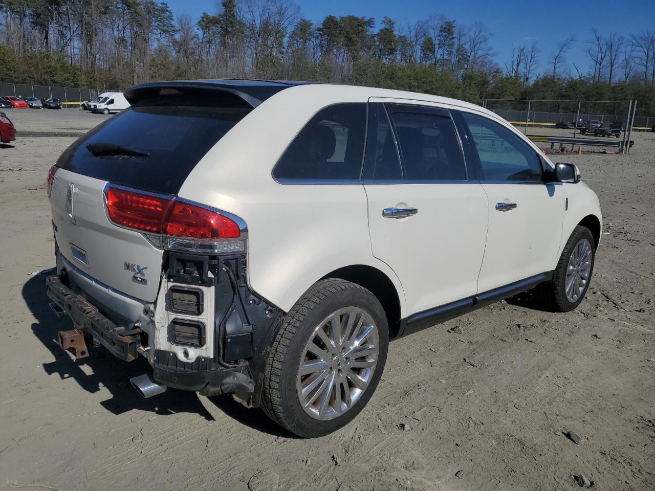 2012 Lincoln MKX - Image 3