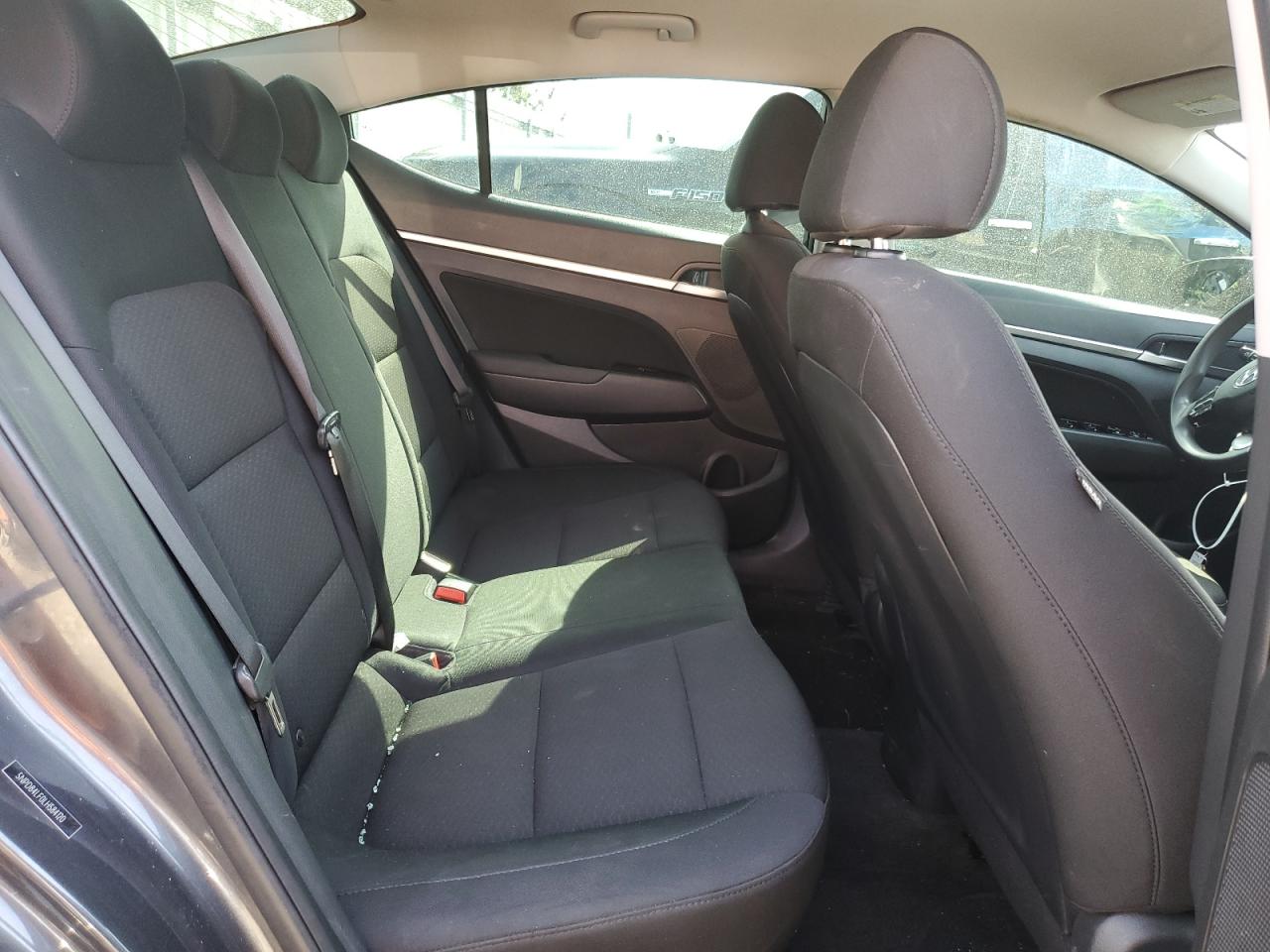 2020 Hyundai Elantra - Image 10