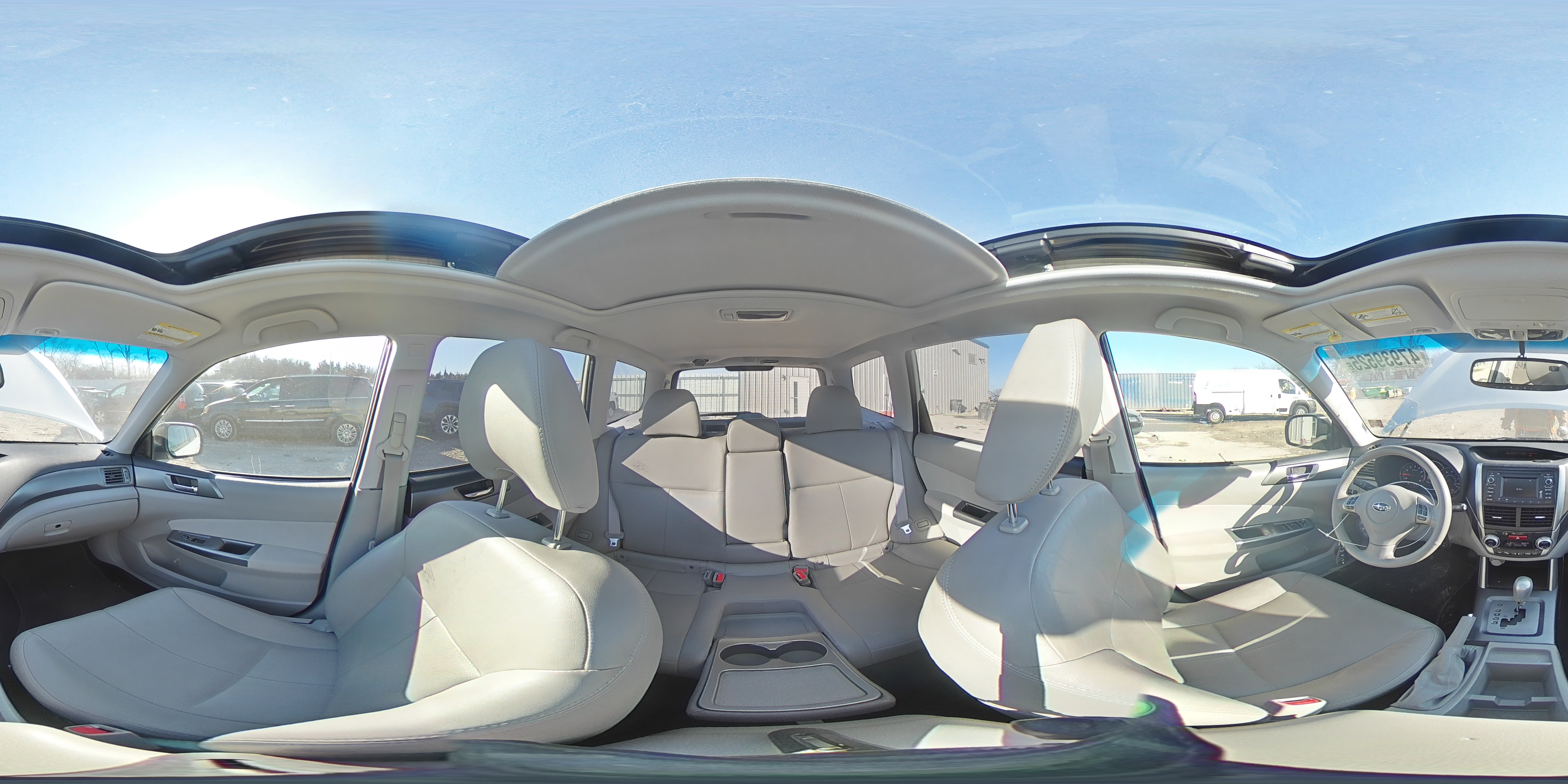2013 Subaru Forester - Image 15