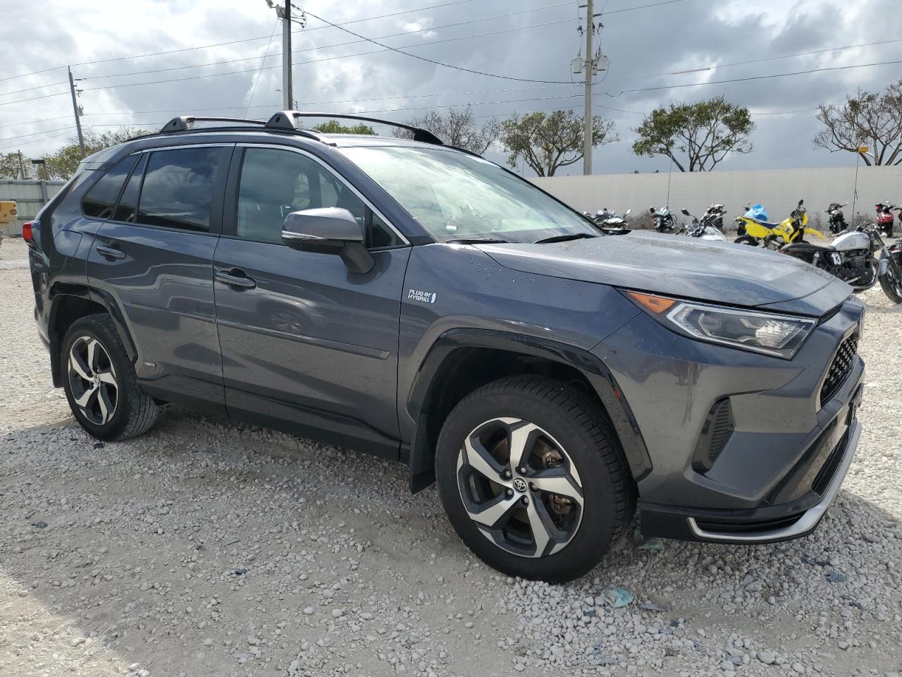 2021 Toyota RAV 4 - Image 4