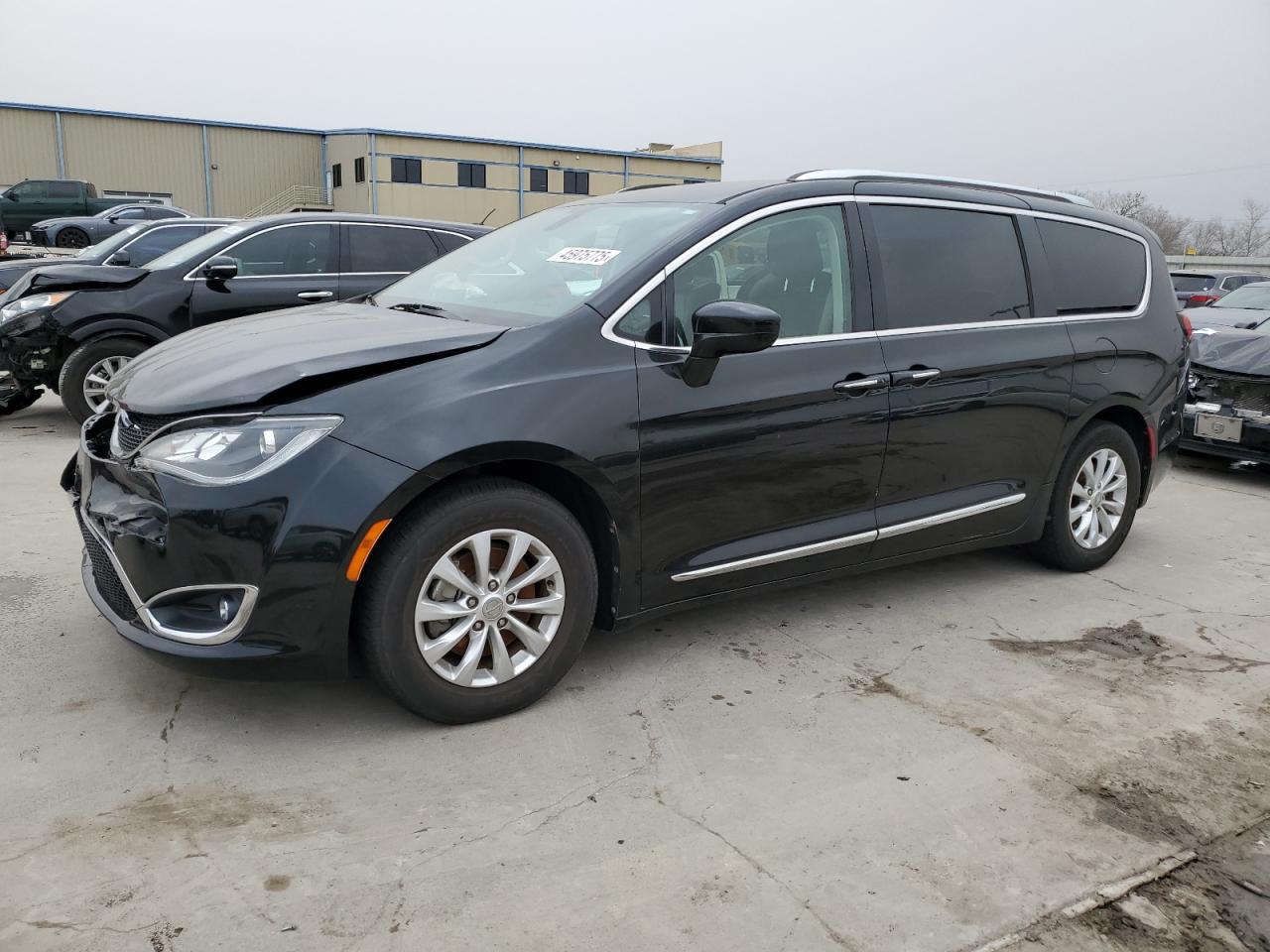 2018 Chrysler Pacifica Touring L Plus იყიდება Wilmer-ში, TX - Front End