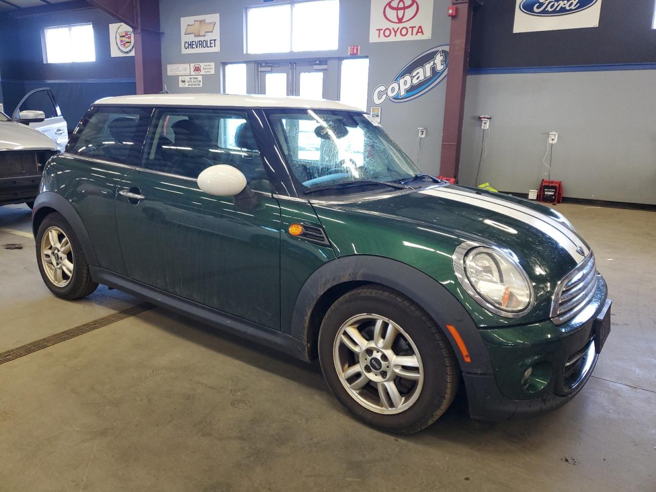 2013 MINI Cooper - Image 4