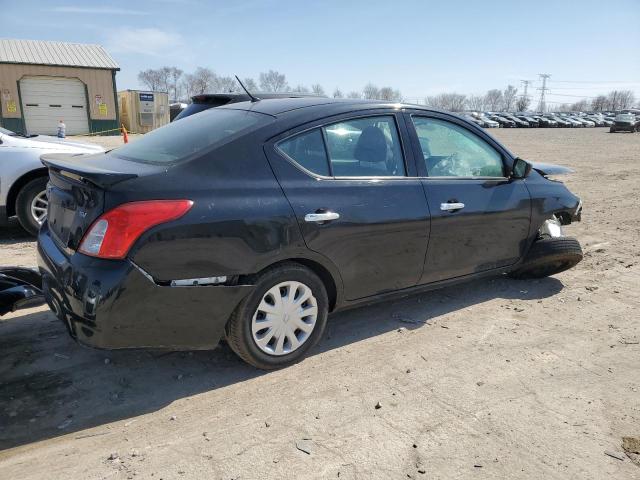  NISSAN VERSA 2018 Чорний