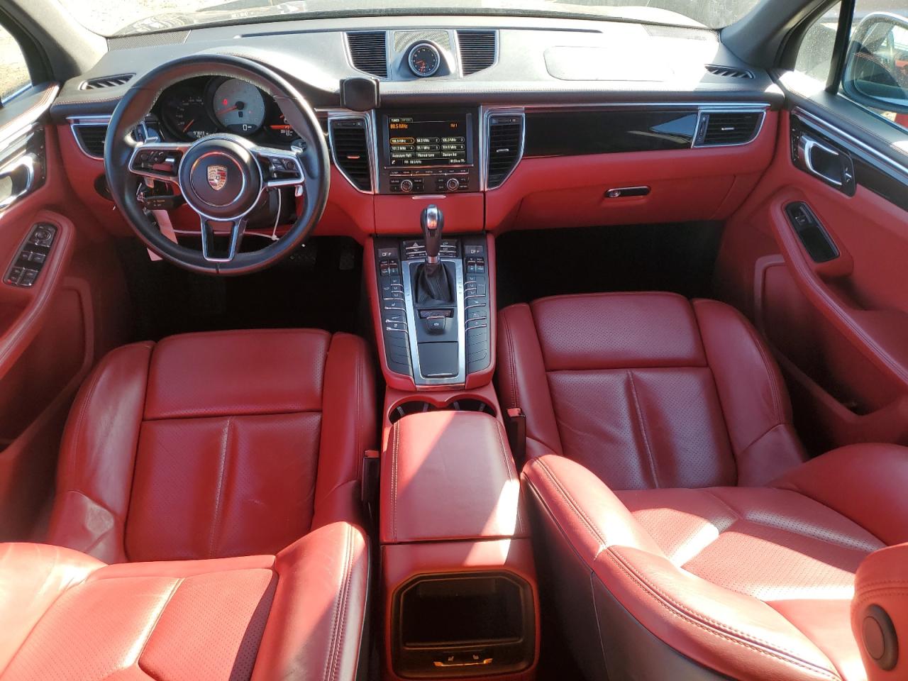 2015 Porsche Macan - Image 8