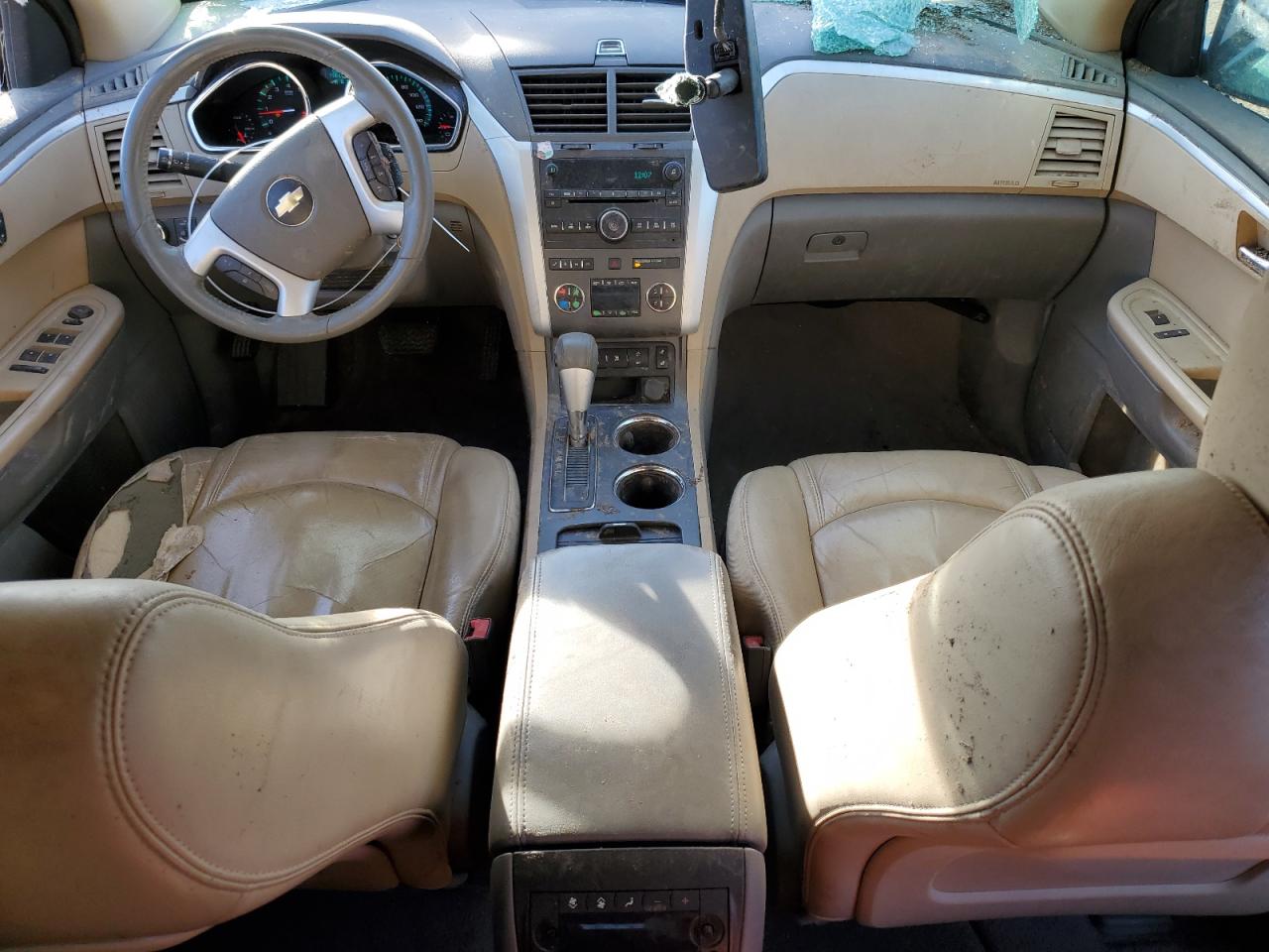 2010 Chevrolet Traverse - Image 8