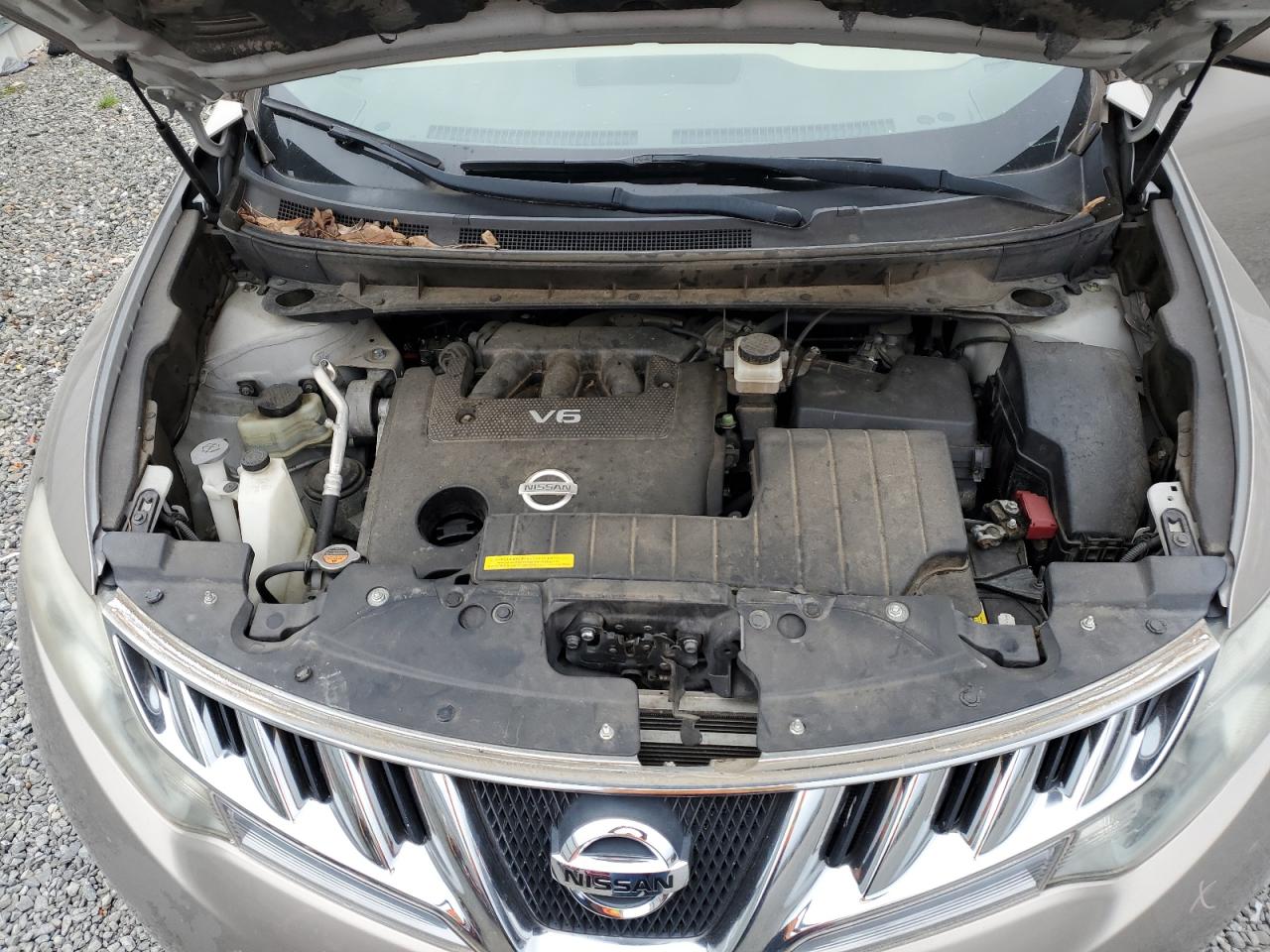 2010 Nissan Murano - Image 12