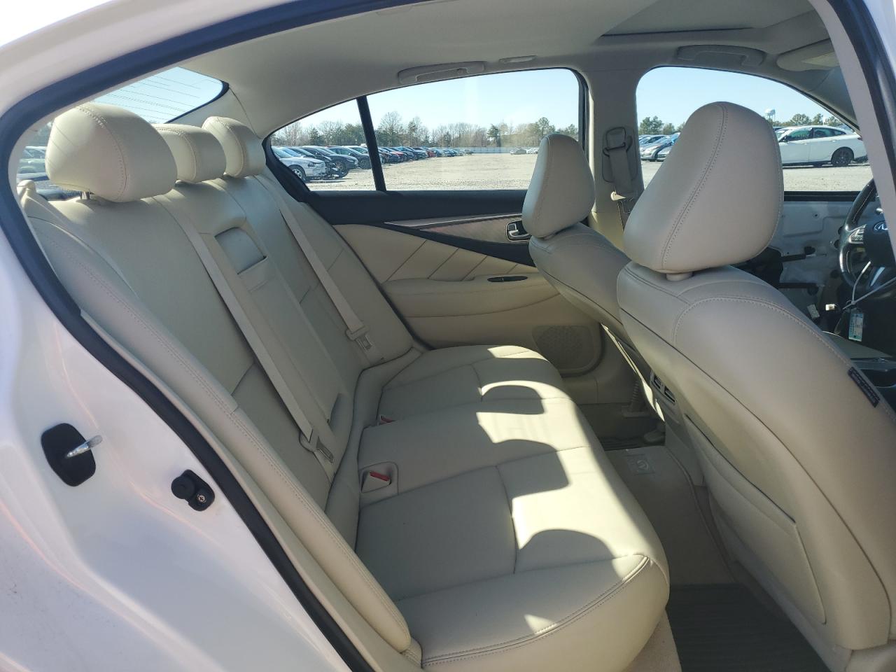 2014 Infiniti Q50 - Image 10