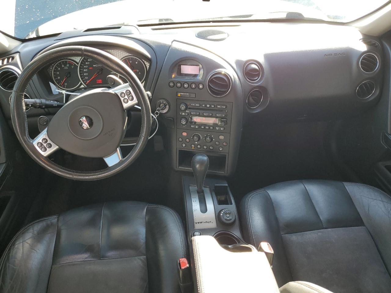 2006 Pontiac Grand Prix - Image 8