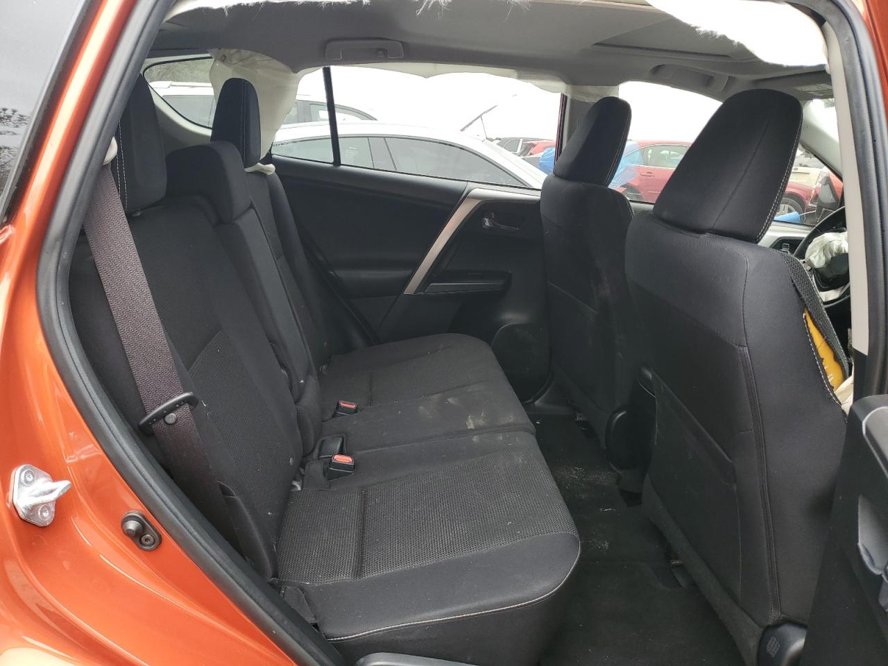 2016 Toyota RAV 4 - Image 10