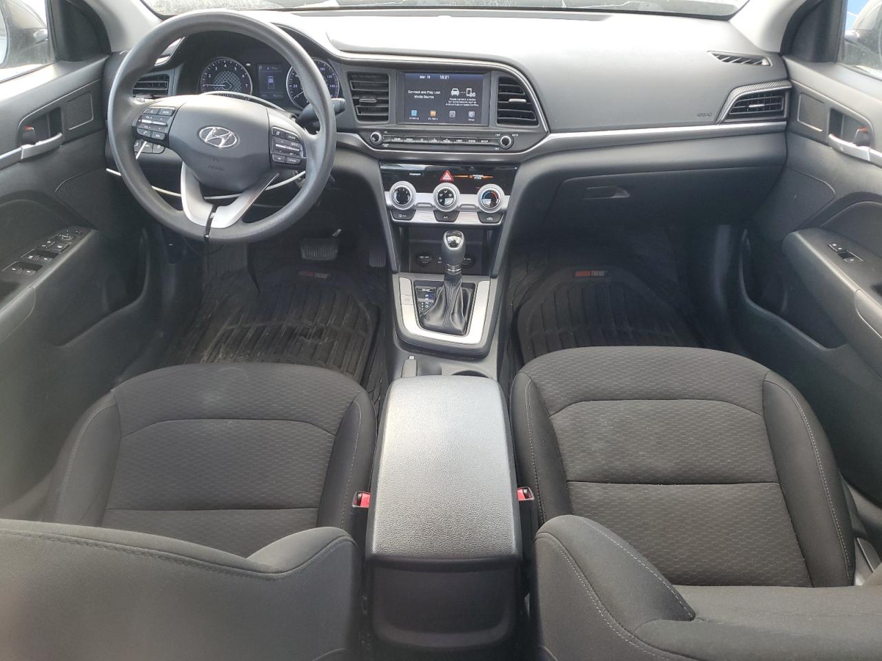 2019 Hyundai Elantra - Image 8