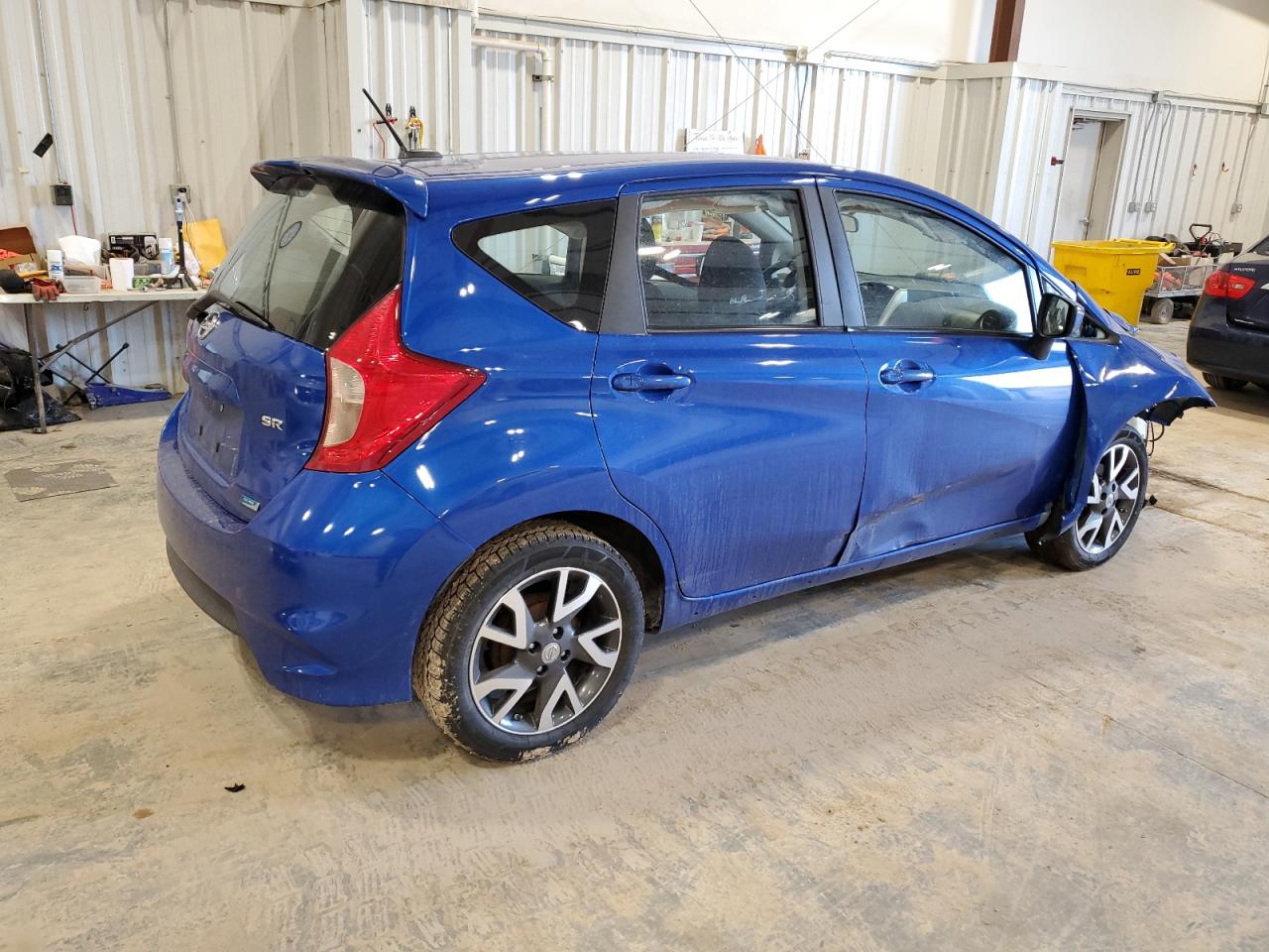 2015 Nissan Versa - Image 3