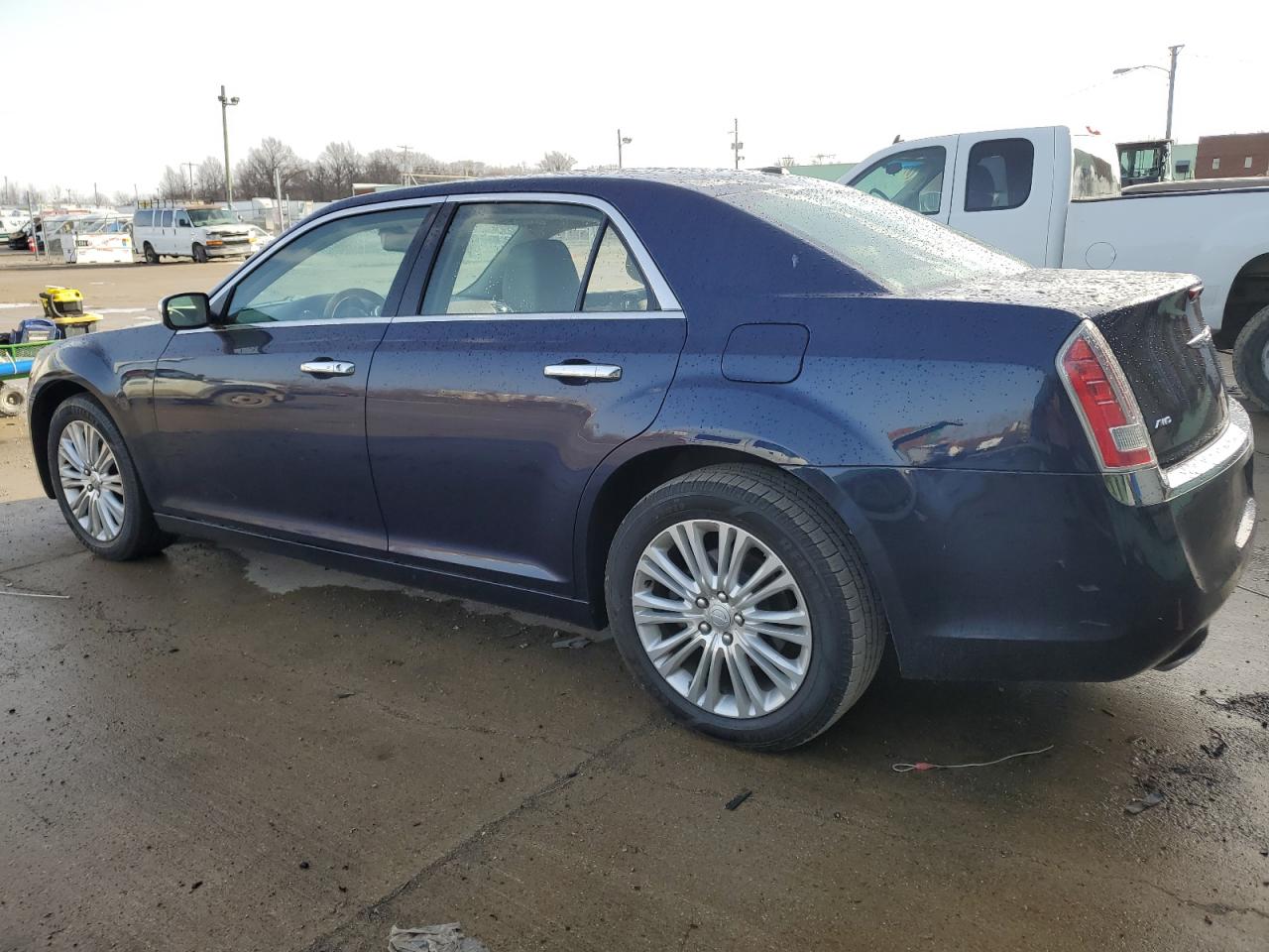 2013 Chrysler 300 - Image 2