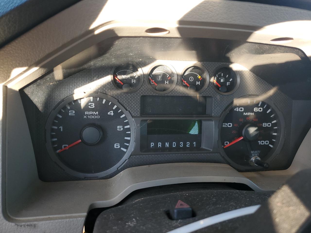 2008 Ford F250 - Image 9