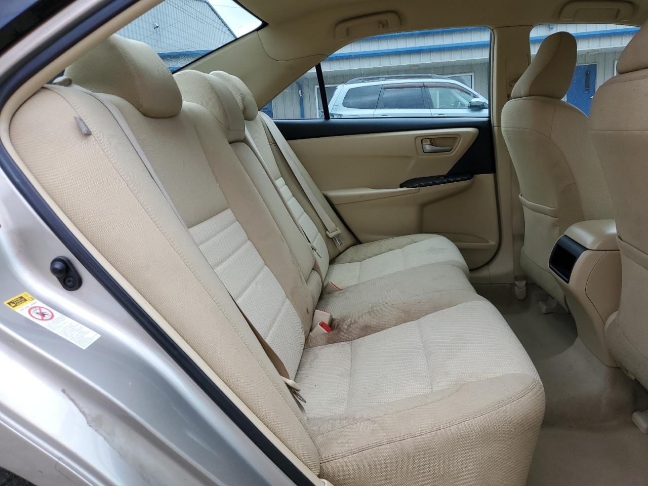 2015 Toyota Camry - Image 11