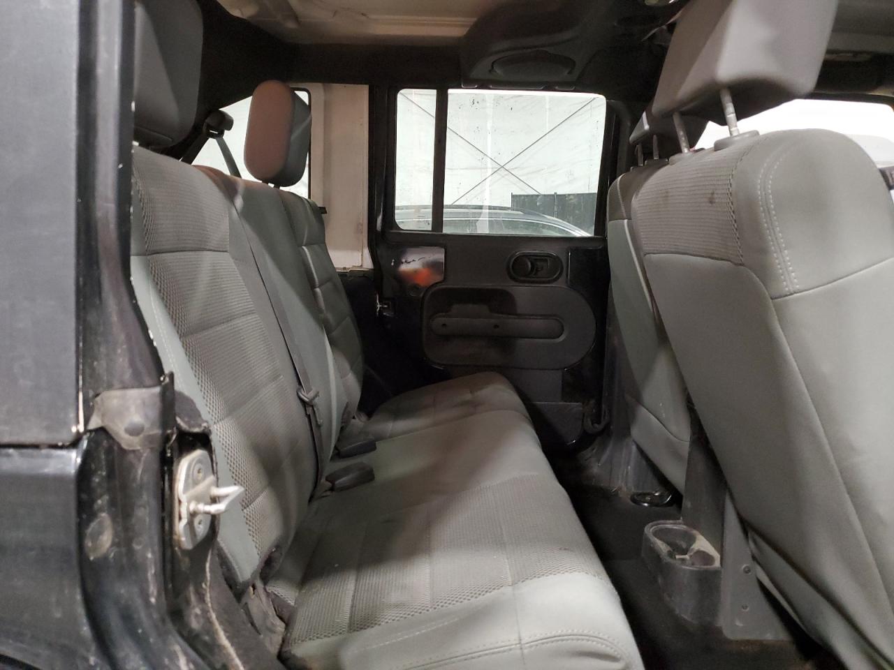 2007 Jeep Wrangler - Image 10