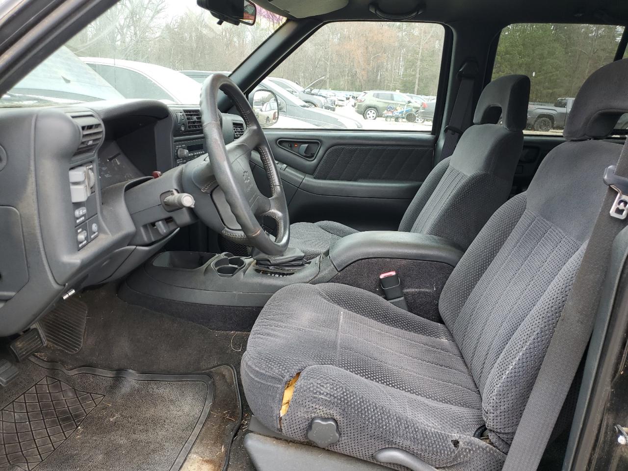 1997 Chevrolet Blazer VIN: 1GNDT13W5V2204892 Lot: 48639395