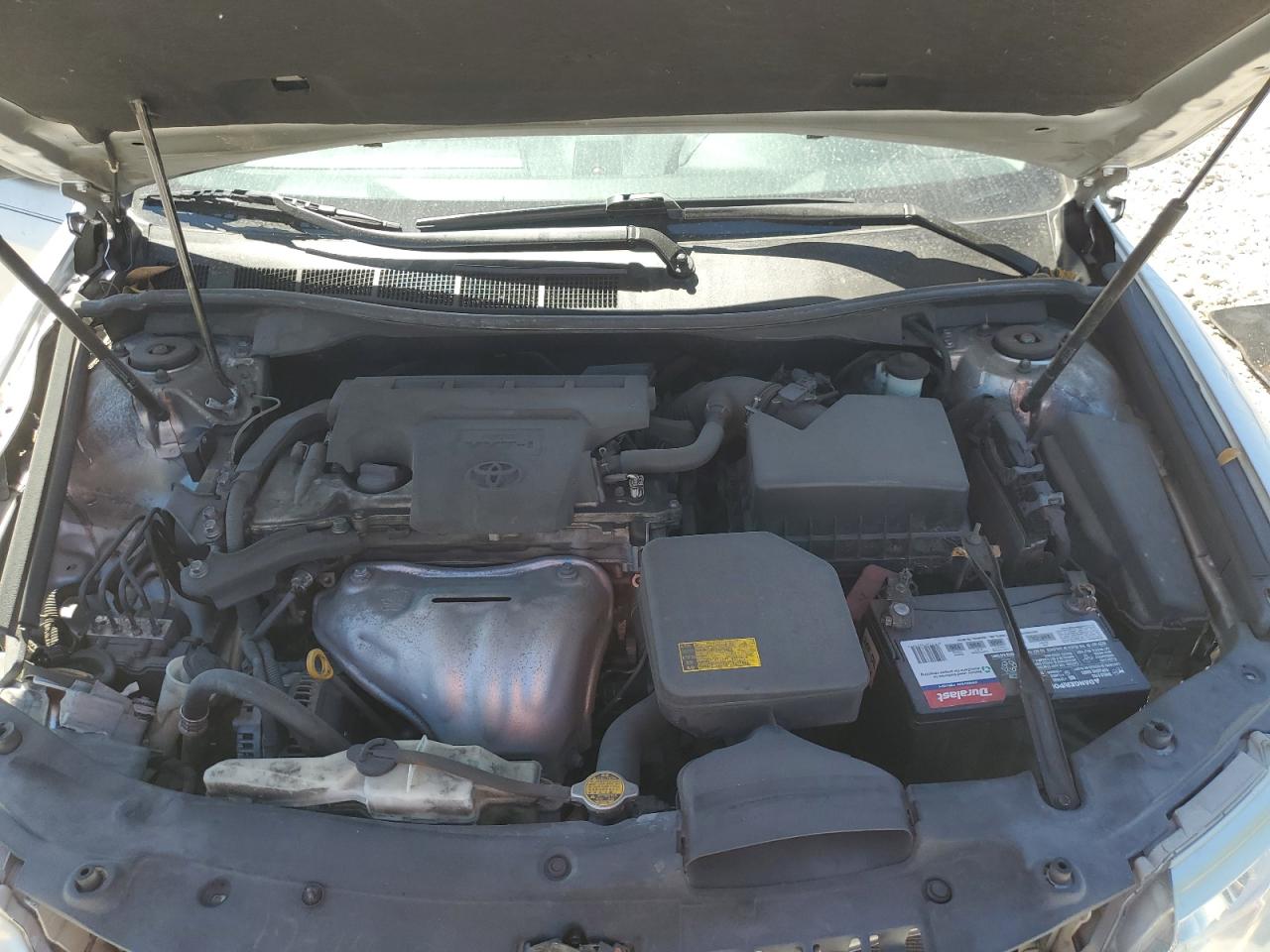 2012 Toyota Camry - Image 12