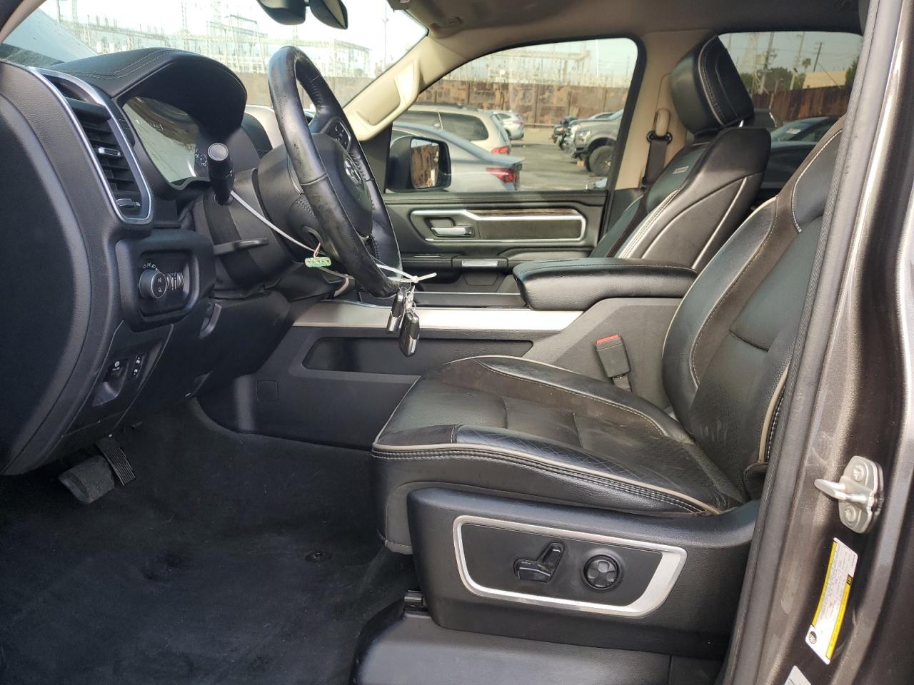 2020 RAM 1500 - Image 7