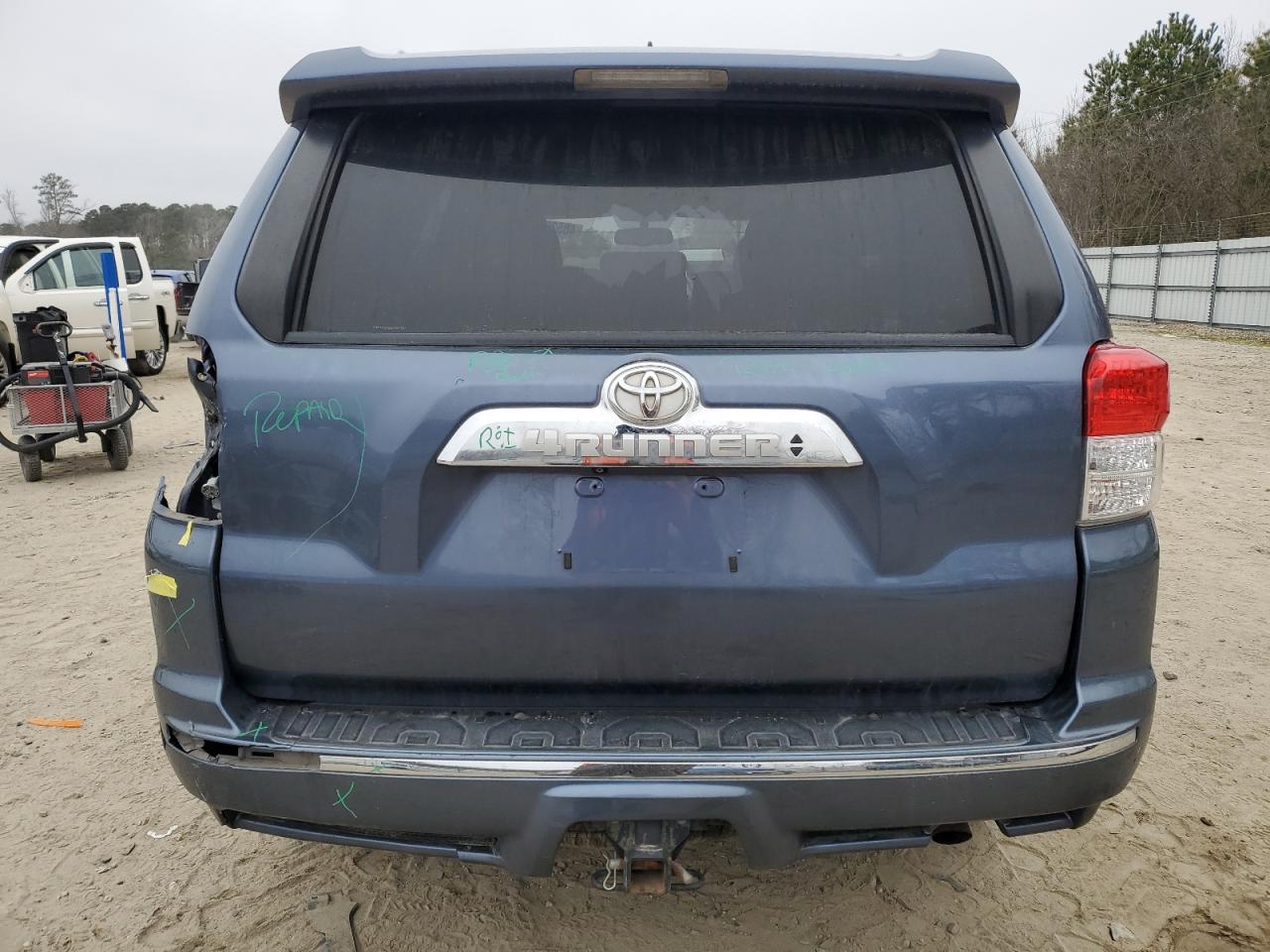 2011 Toyota 4Runner - Image 6