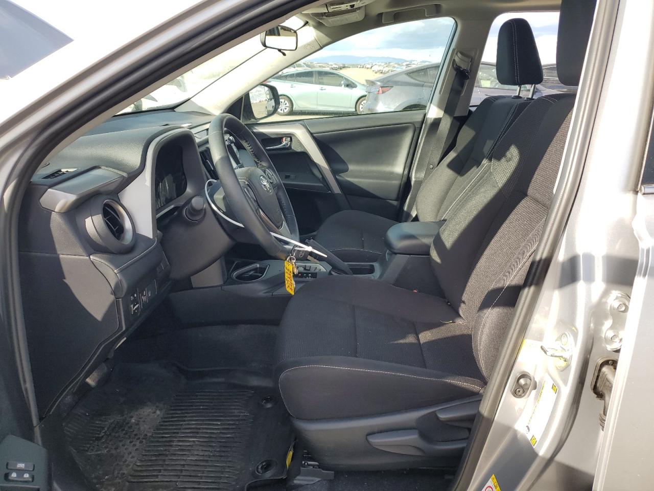 2018 Toyota RAV 4 - Image 7