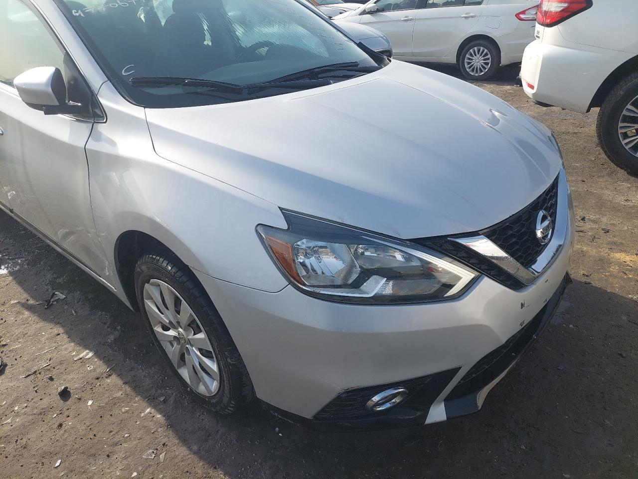 3N1AB7AP9JY336212 - 2018 Nissan Sentra - #47706775