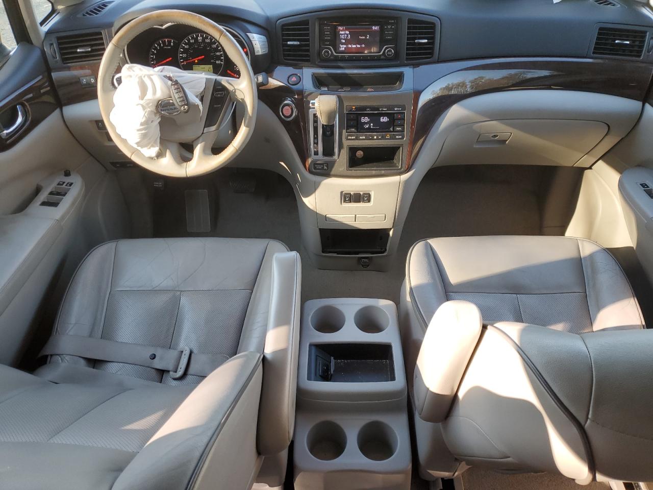 2015 Nissan Quest - Image 8