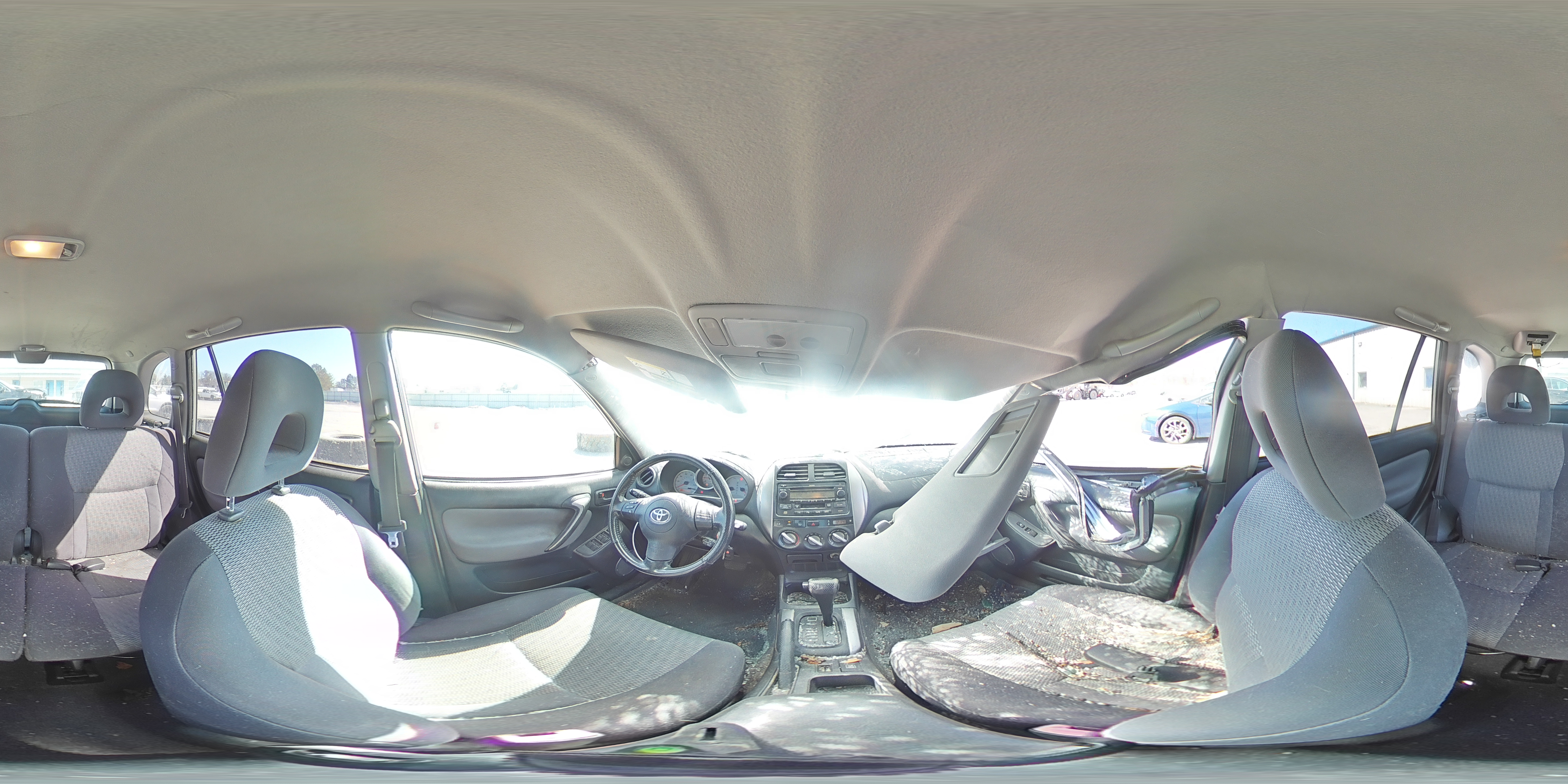 2004 Toyota RAV 4 - Image 13