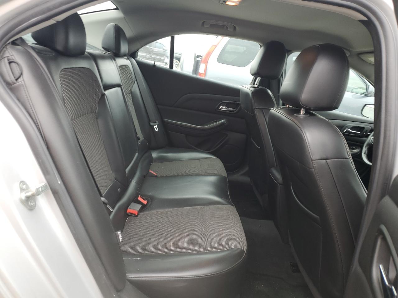 2014 Chevrolet Malibu - Image 10