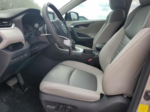  TOYOTA RAV4 2020 Srebrny