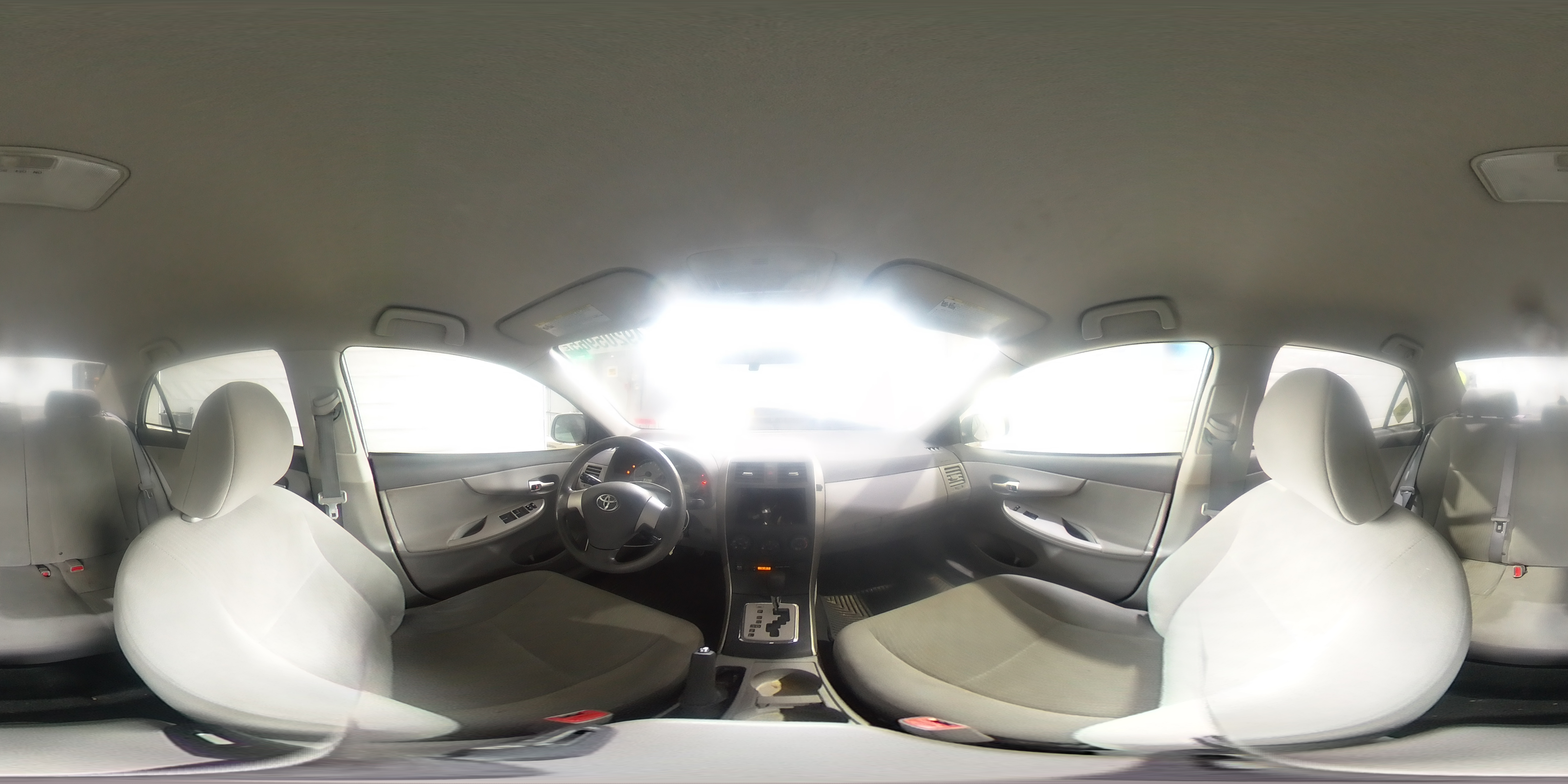 2010 Toyota Corolla - Image 13