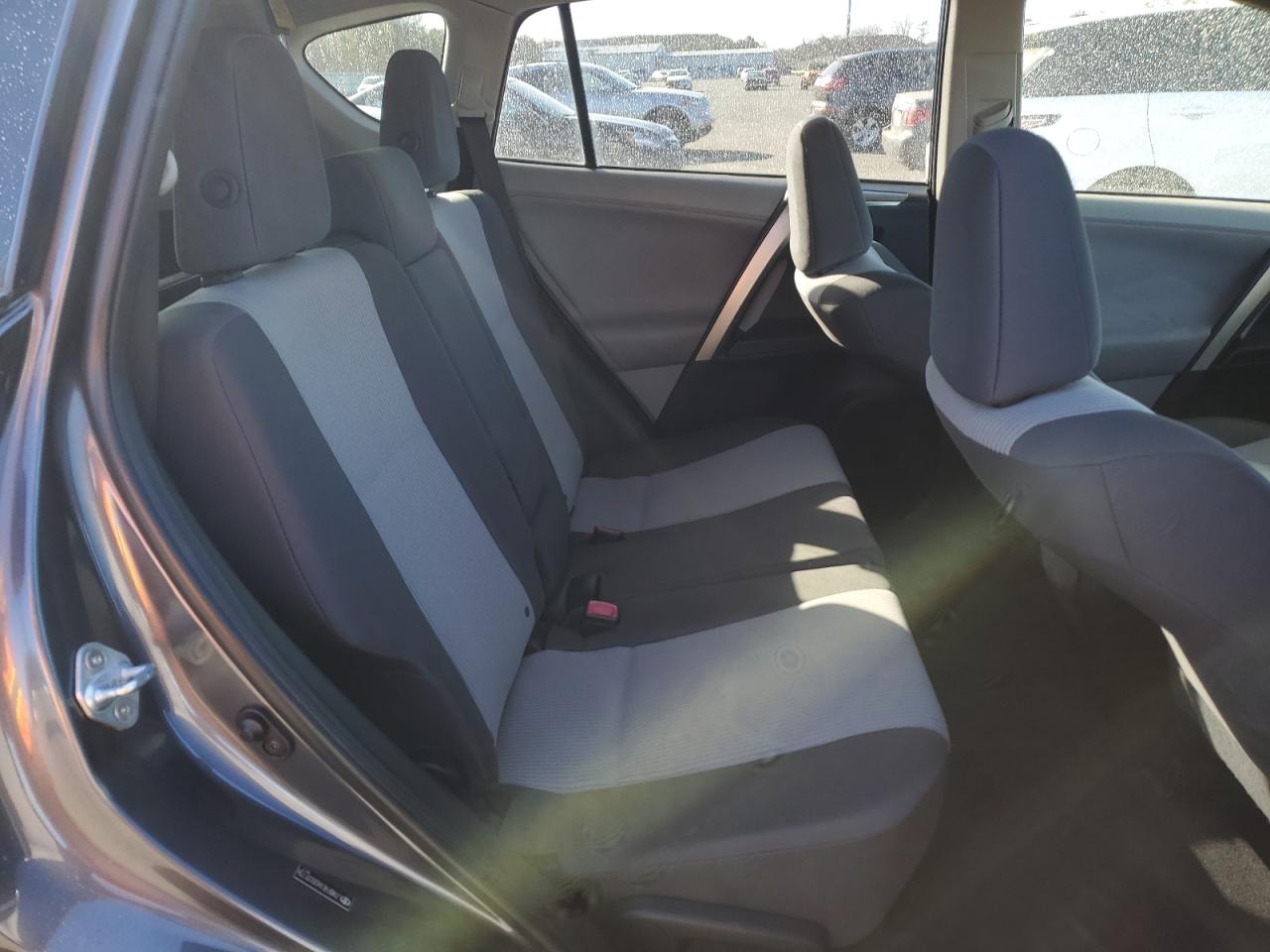 2013 Toyota RAV 4 - Image 11
