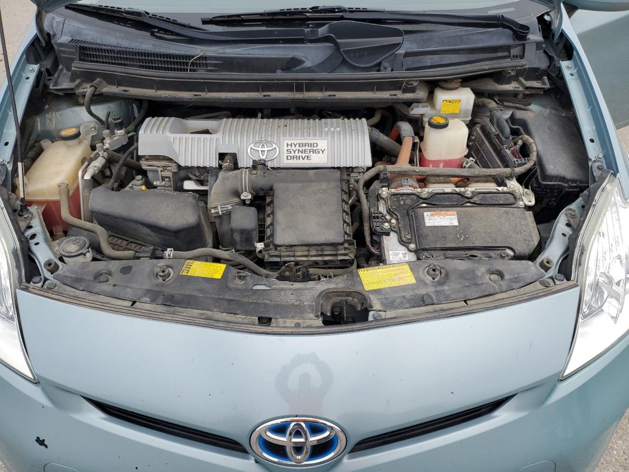 2013 Toyota Prius - Image 11
