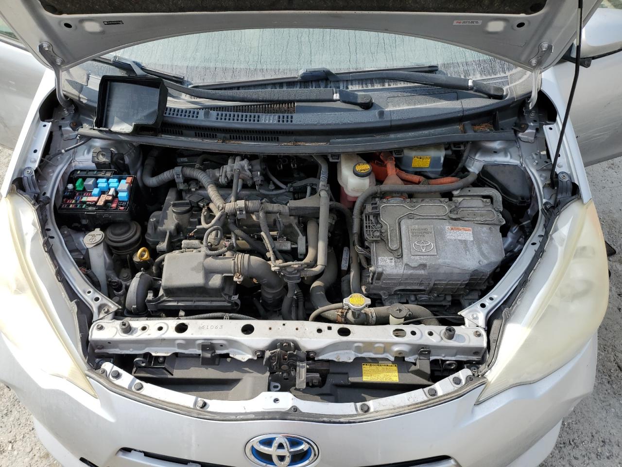 jtdkdtb3xd1530420 JTDKDTB3XD1530420 2013 Toyota Prius C