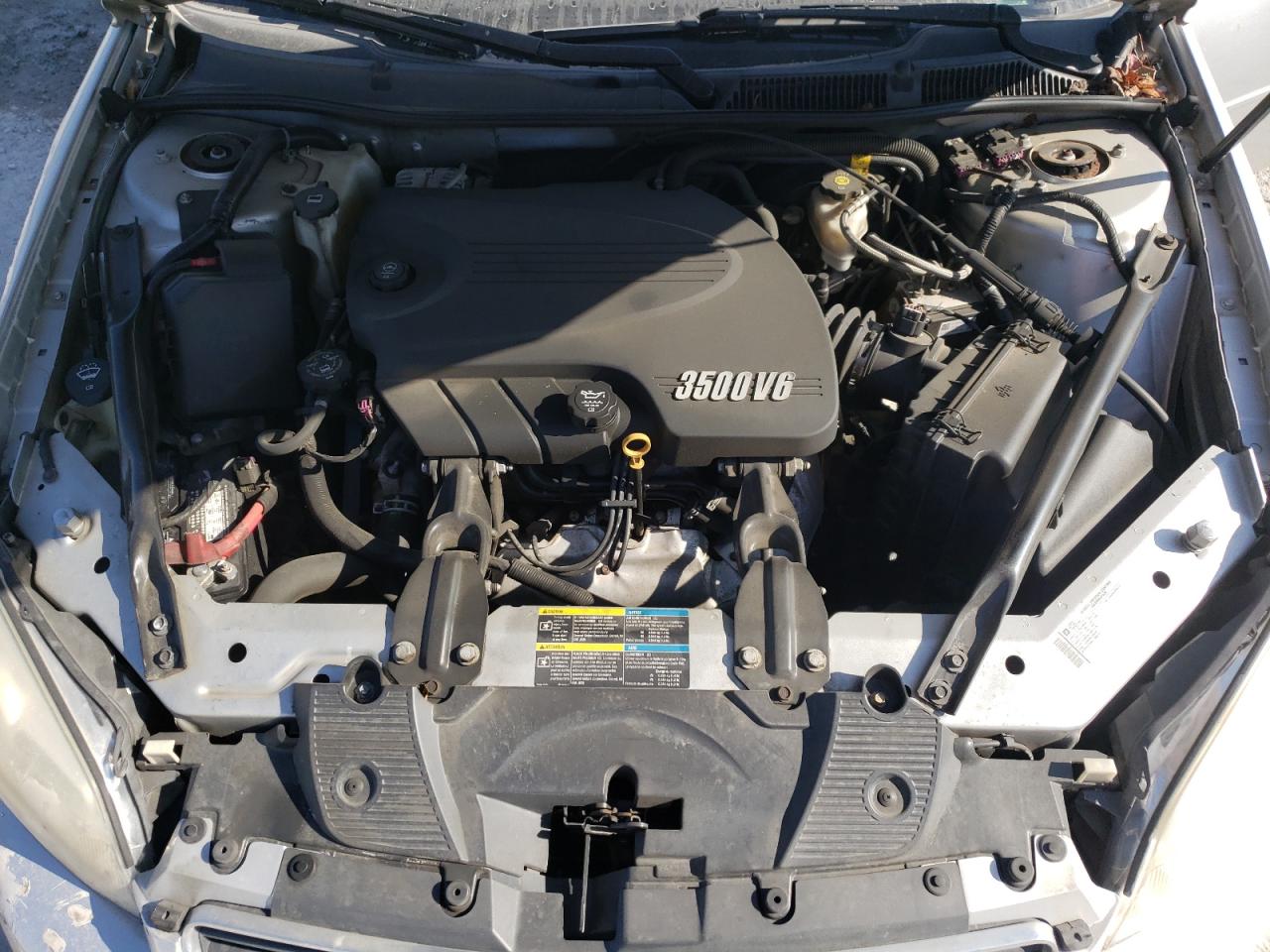 2009 Chevrolet Impala - Image 13