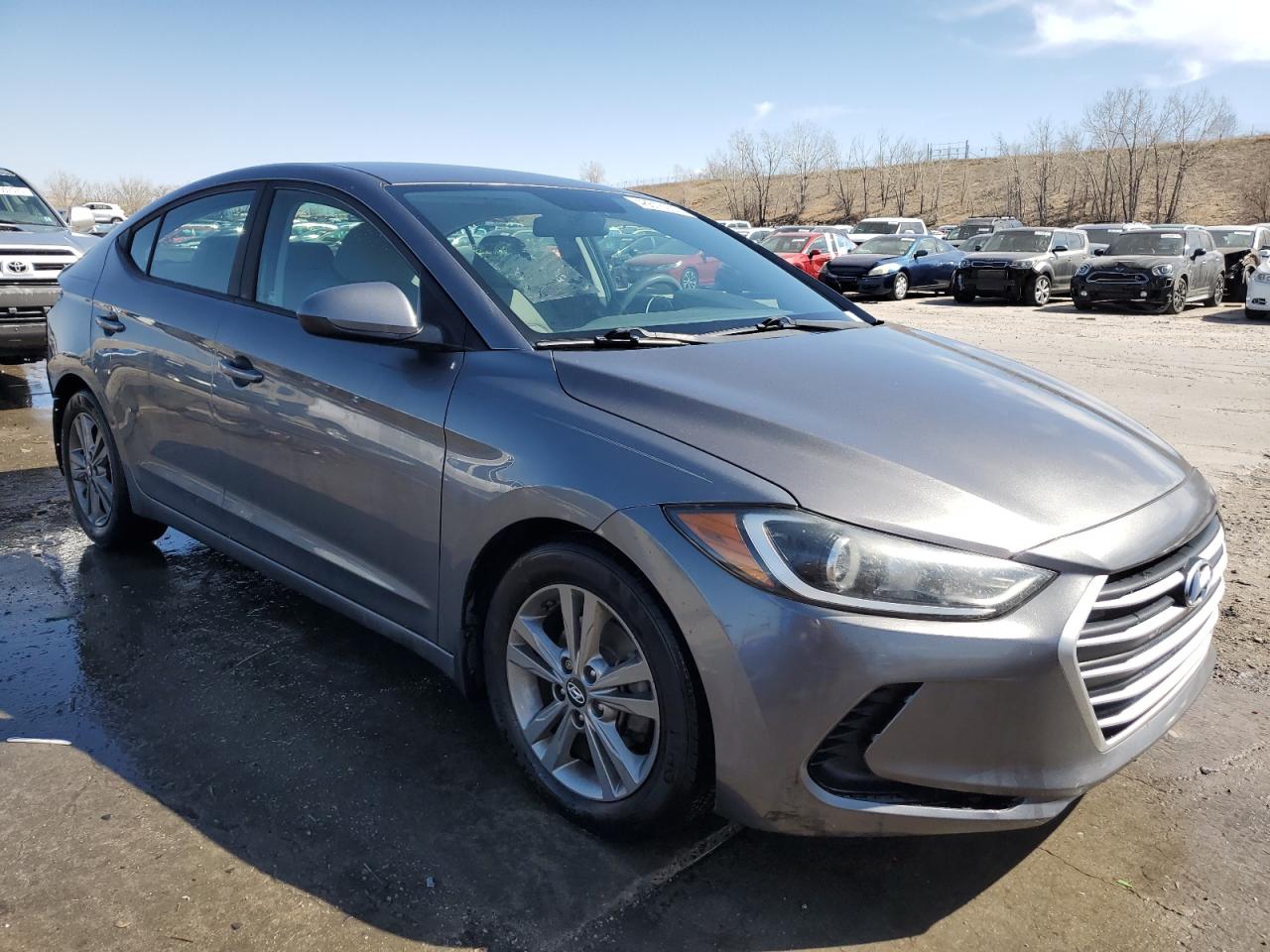 2018 Hyundai Elantra - Image 4