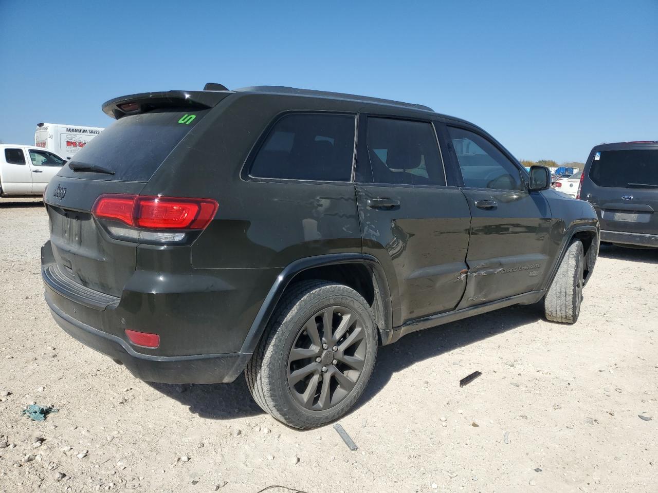 2016 Jeep Grand Cherokee - Image 3