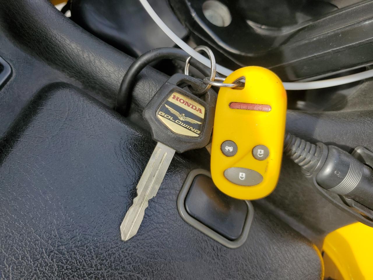 2002 Honda Gl1800 VIN: 1HFSC47092A109296 Lot: 47659515