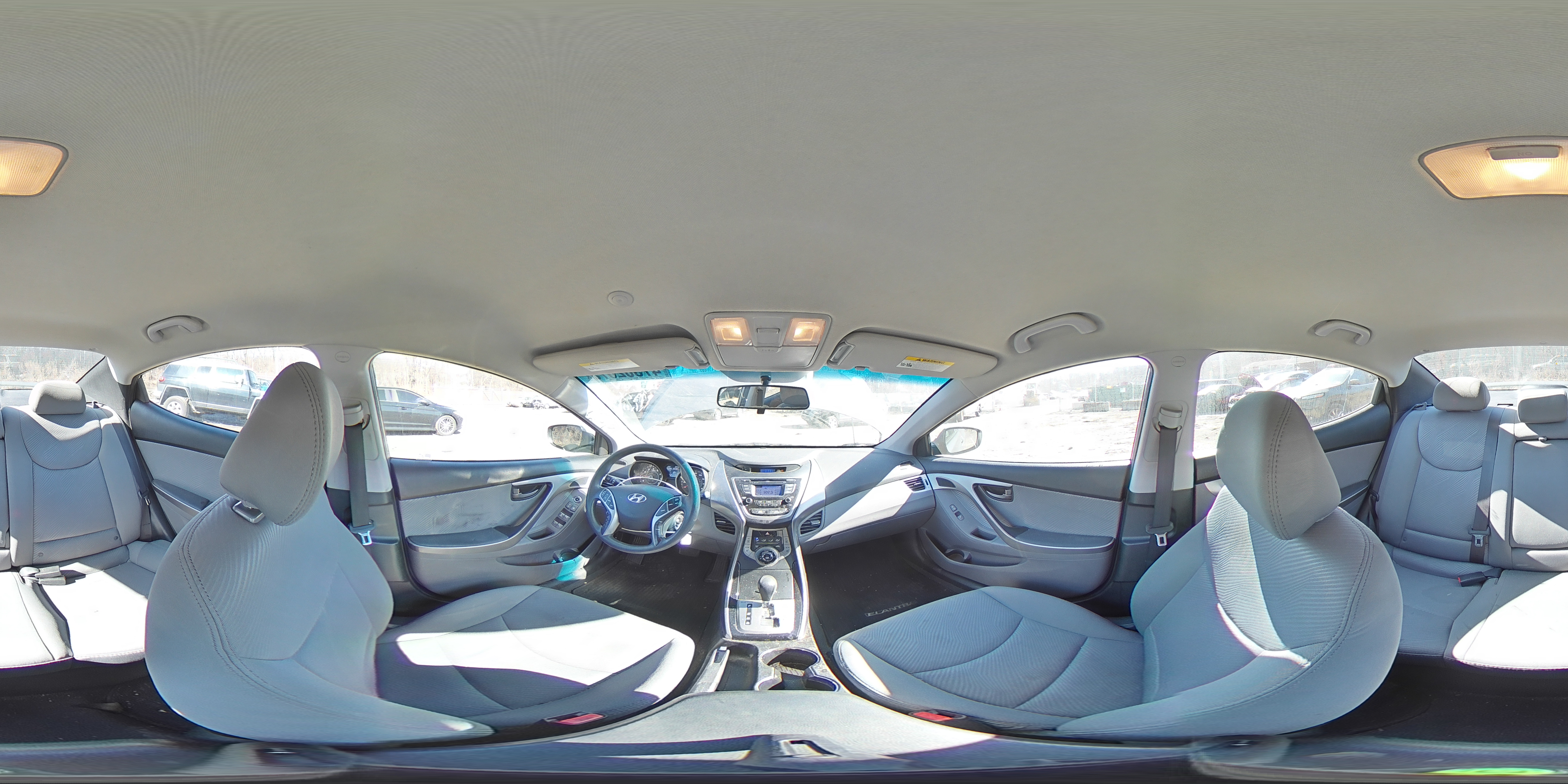2013 Hyundai Elantra - Image 12