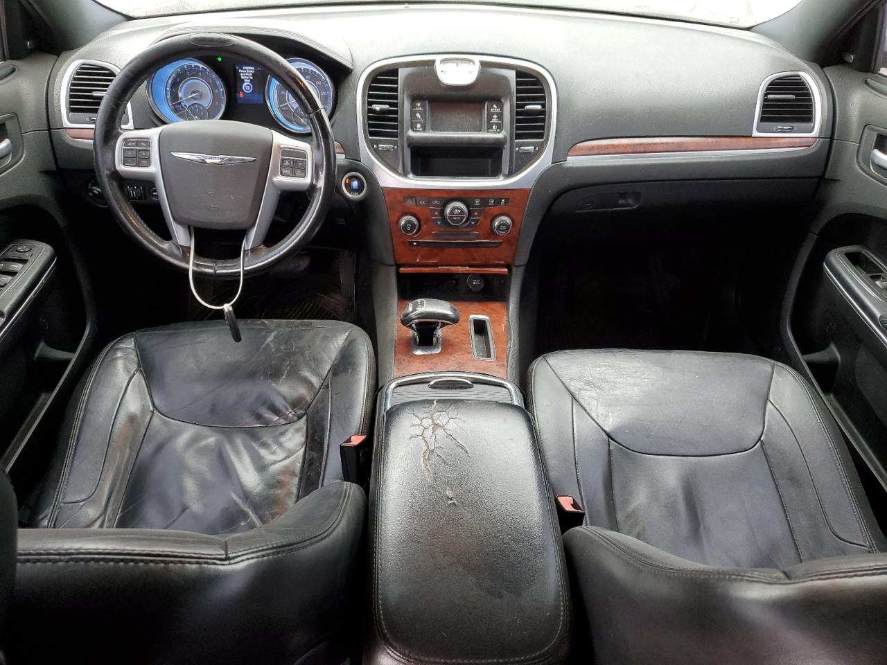 2012 Chrysler 300 - Image 8
