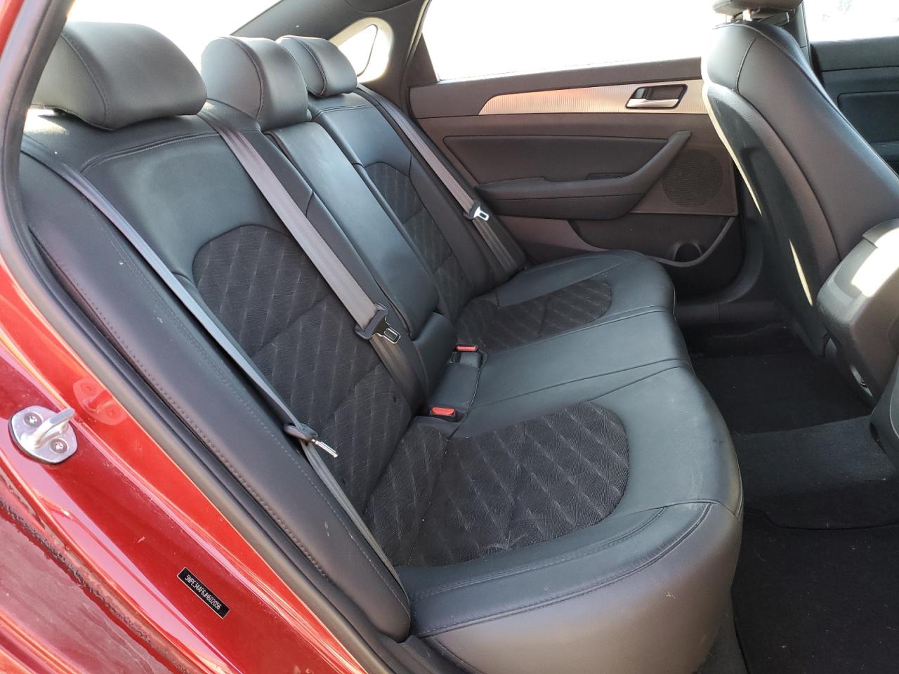 2018 Hyundai Sonata - Image 10